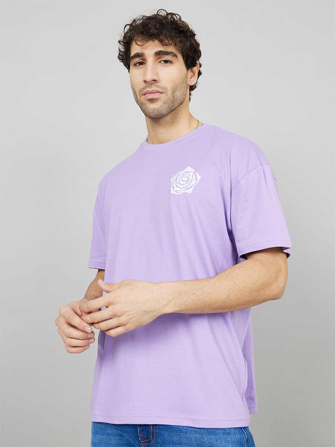 Styli Chest Minimal Rose Embroidery Detail Oversized T-Shirt