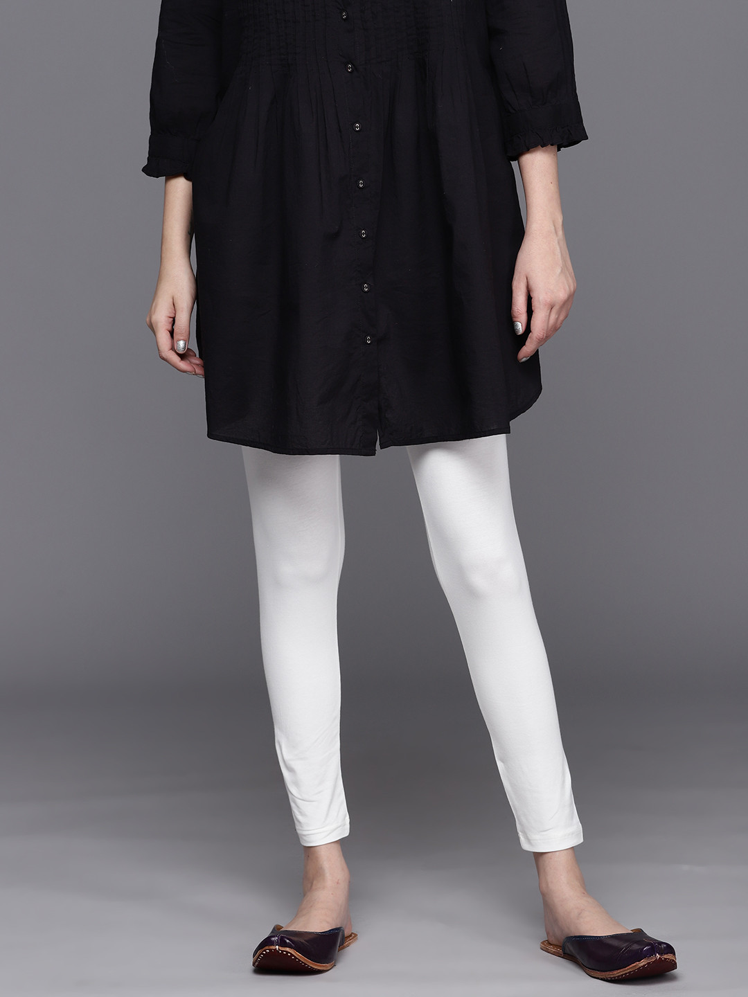 Indo Era Solid High-Waisted Skinny Fit Leggings