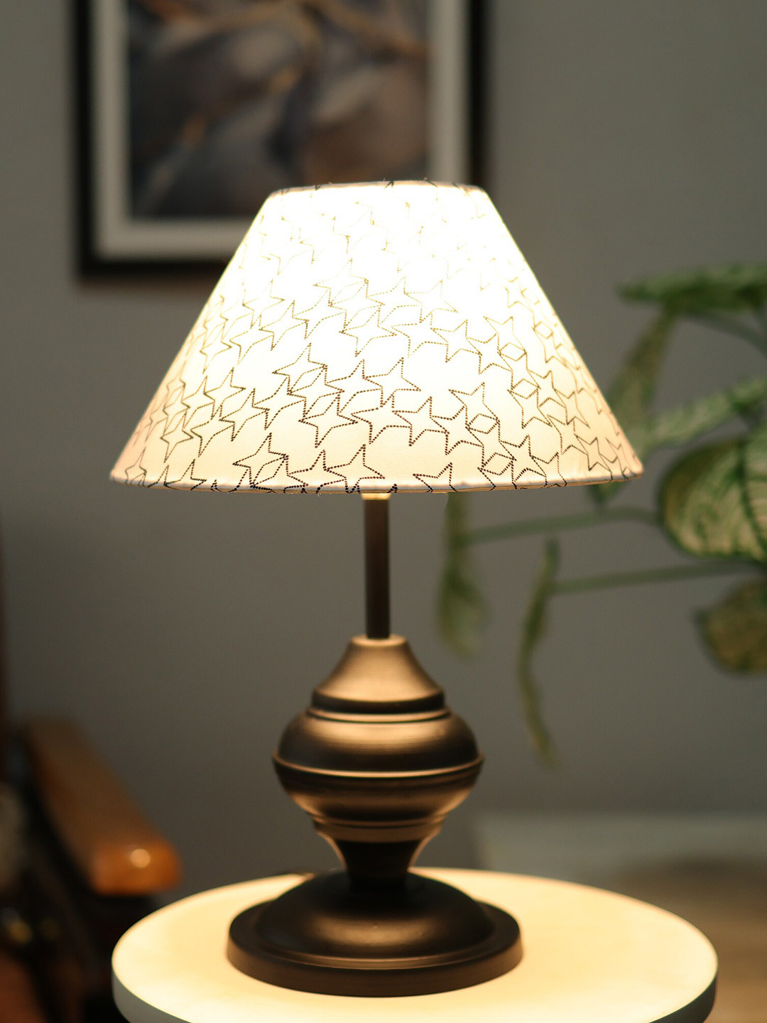 Homesake Black & White Star Printed Table Lamp With Metal Base
