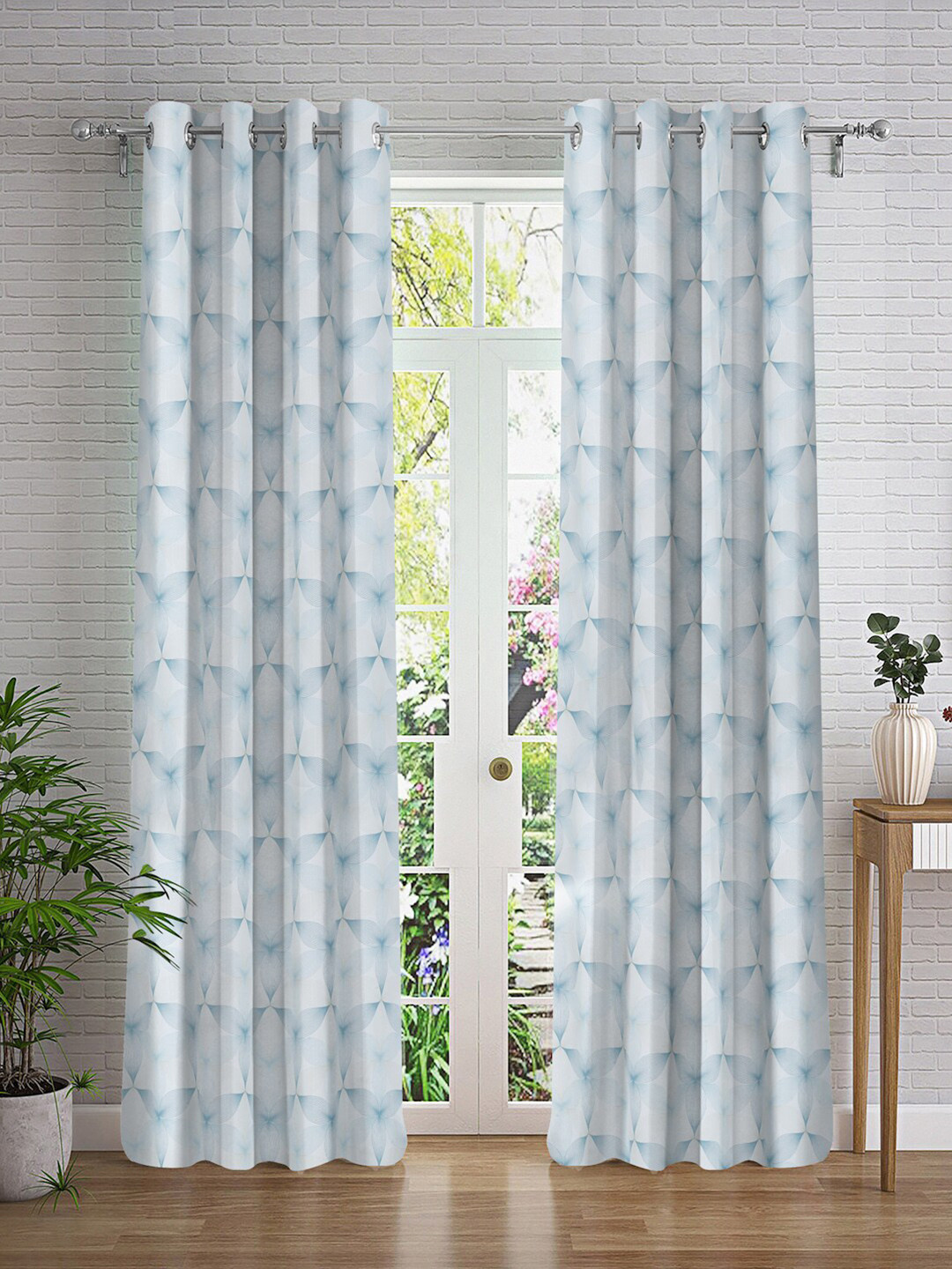 Cortina White & Blue 2 Pieces Floral Printed Door Curtains
