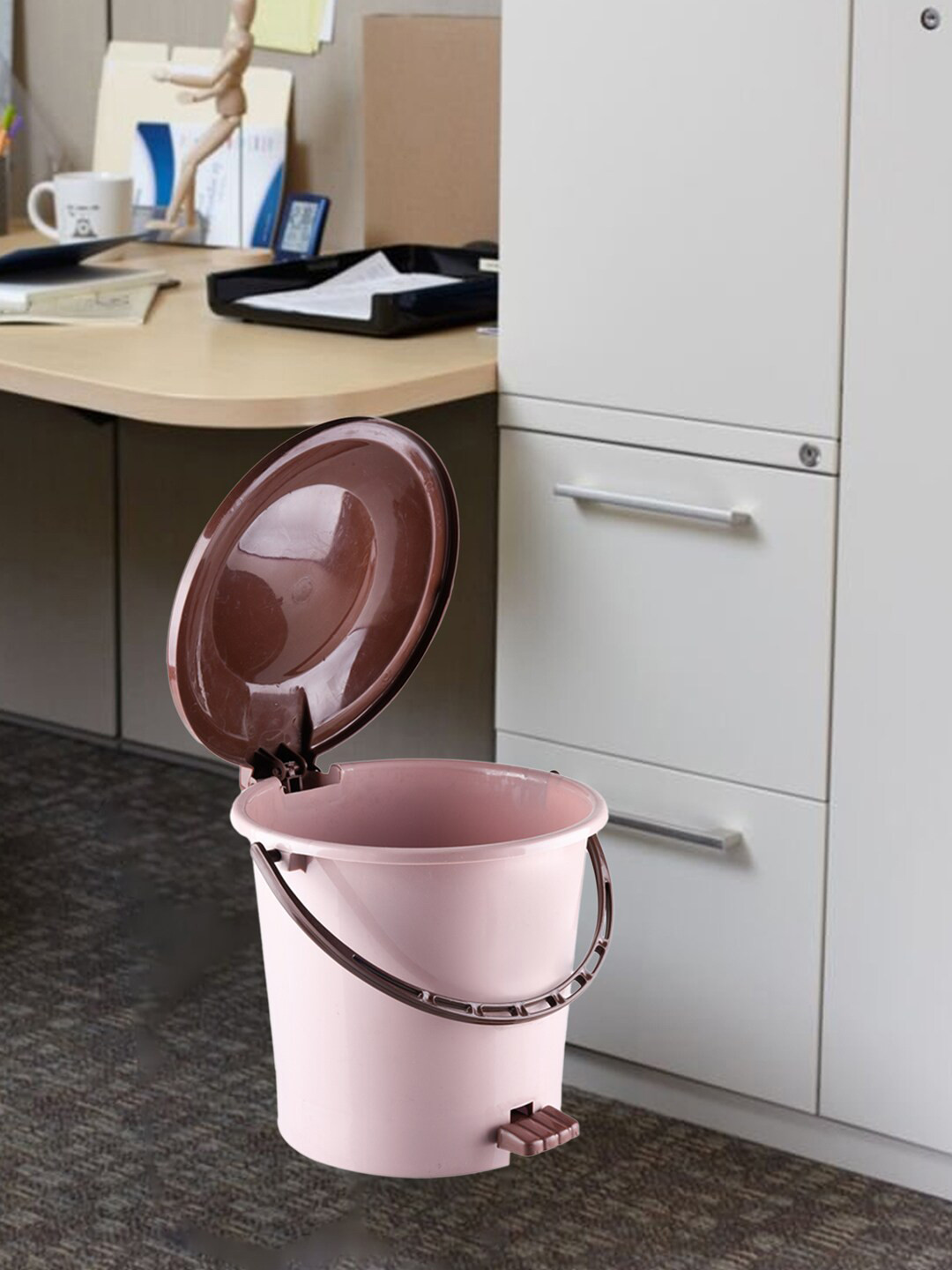 Kuber Industries Peach-Colored & Brown 2 Pieces Pedal Dustbins With Handle-5 L Each