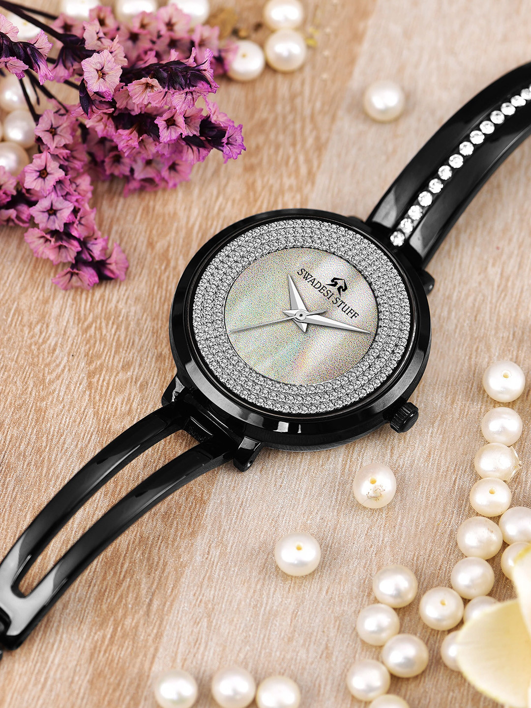 SWADESI STUFF Women Stainless Steel Bracelet Style Straps Analogue Watch