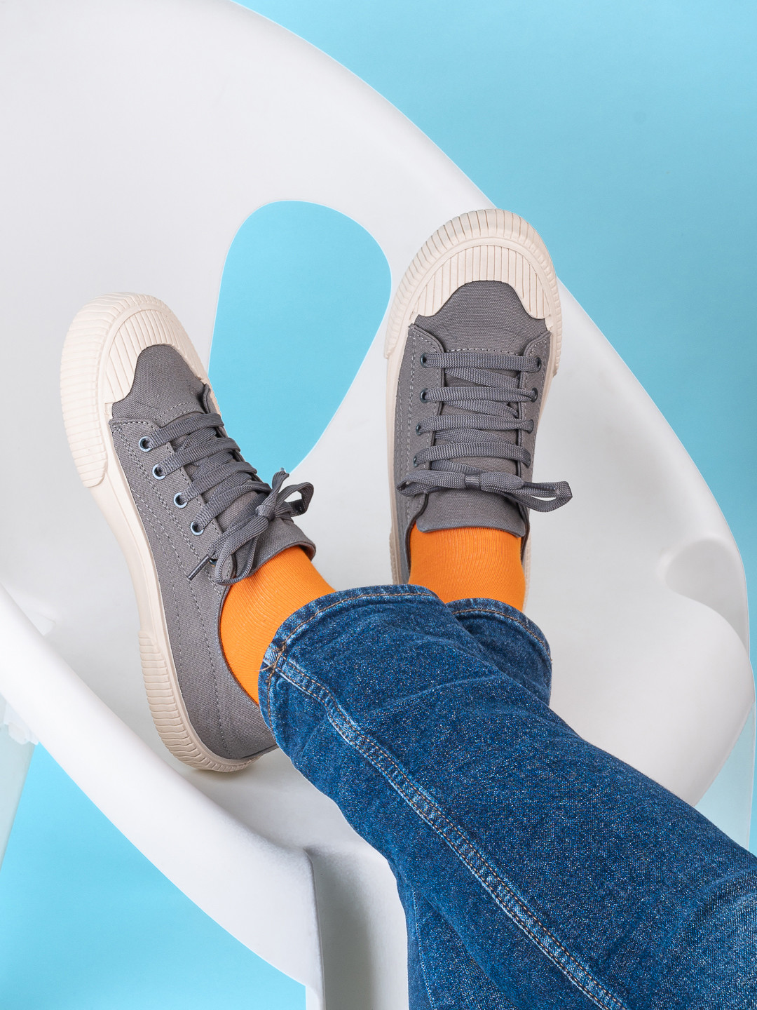 Styli Men Canvas Lace Up Casual Shoes