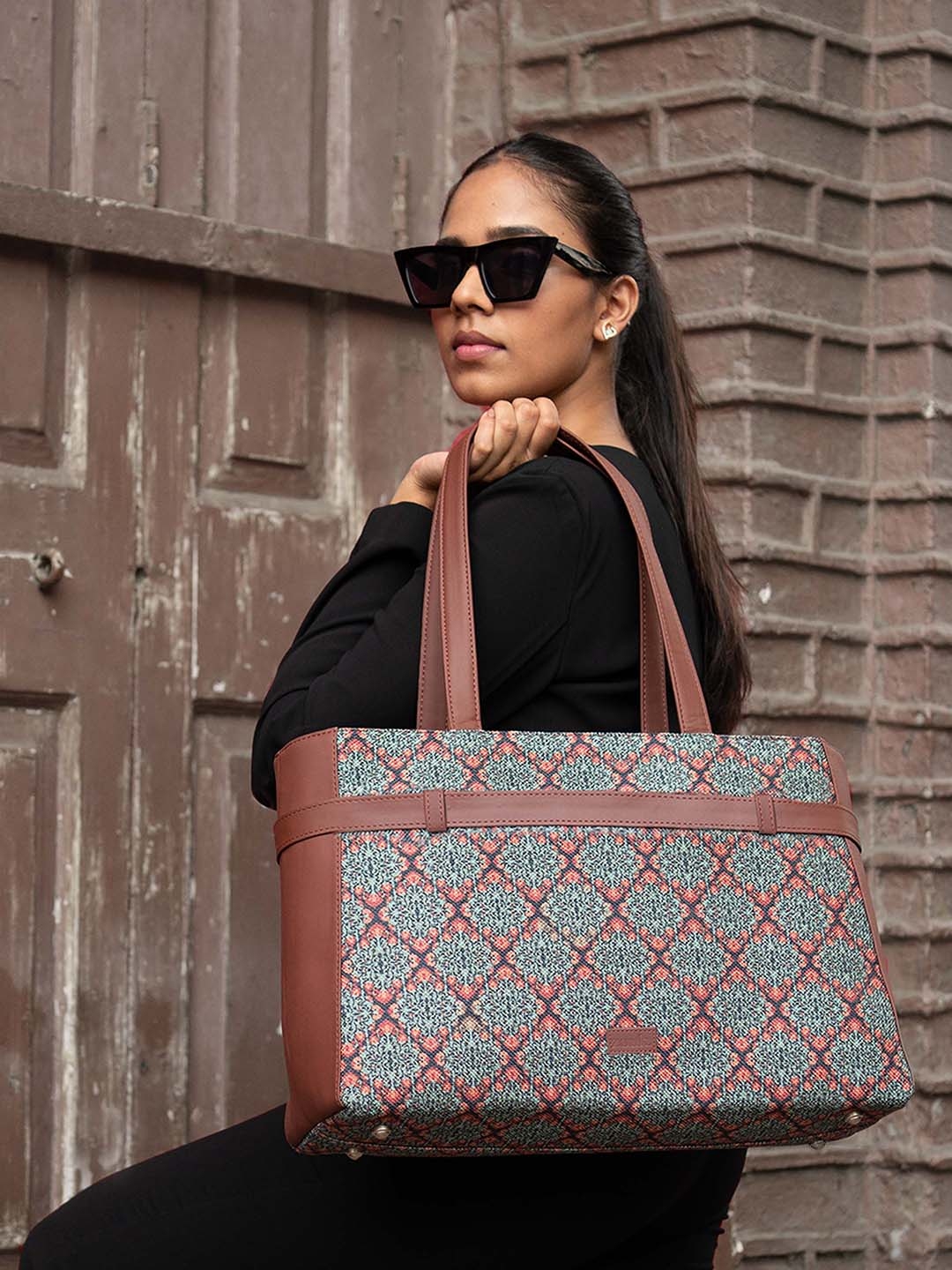 Buy ZOUK Printed Oversized Structured Shoulder Bag Handbags for Women 22523292 Myntra