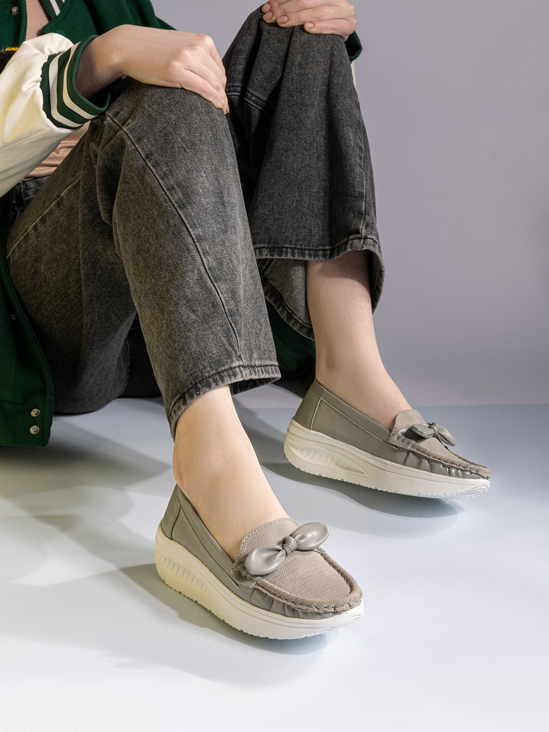 Shezone Bow Detail Comfort Heel Pumps