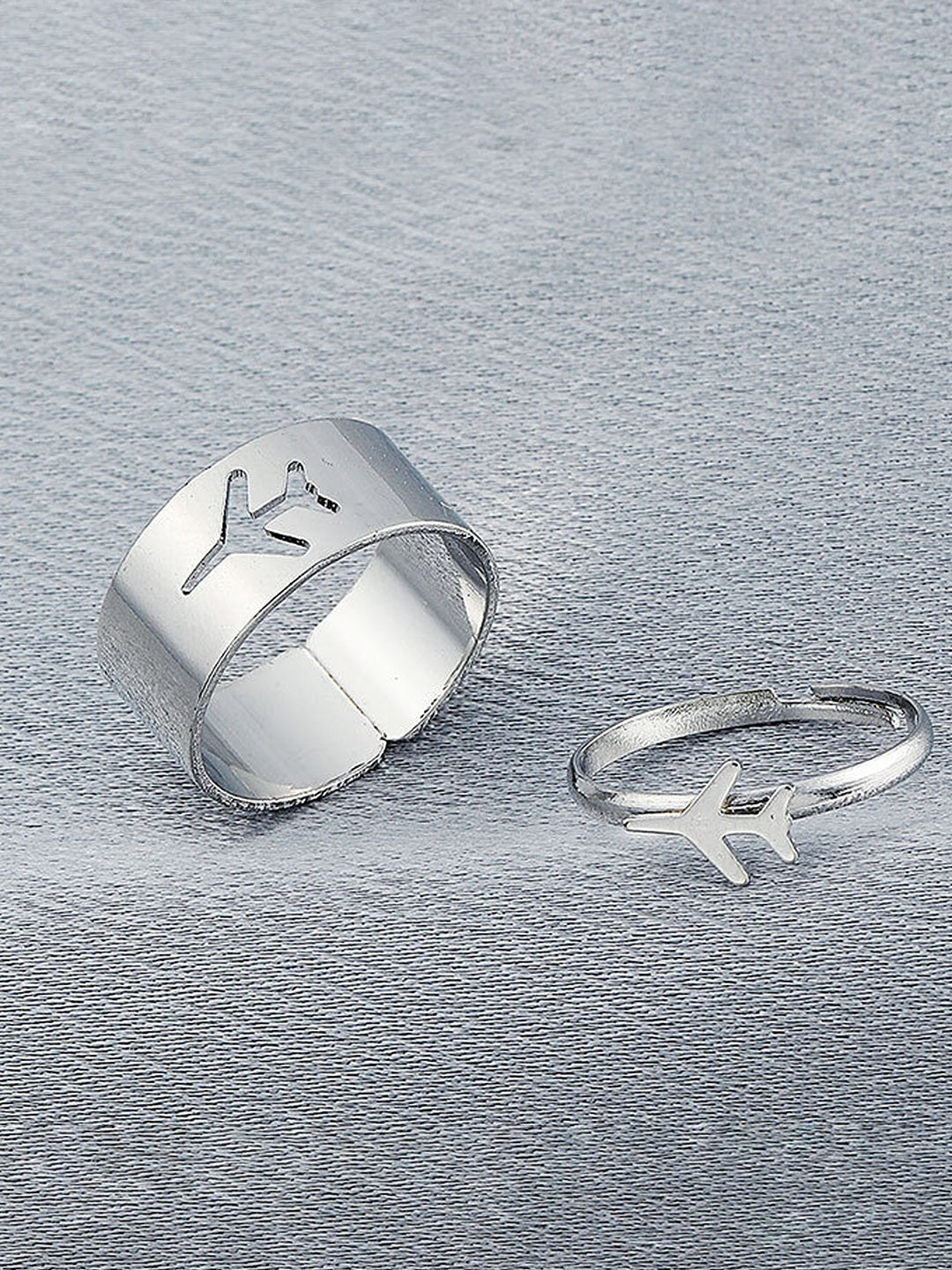 Pinapes Set Of 2 Silver-Plated Oxidized Adjustable Couple Finger Rings