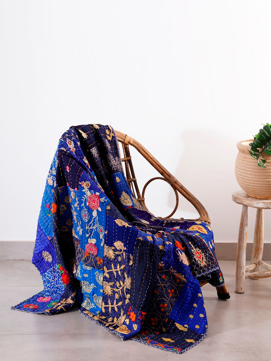 HANDICRAFT PALACE Blue & Beige Embroidered Kantha Patchwork Cotton Blanket Throws