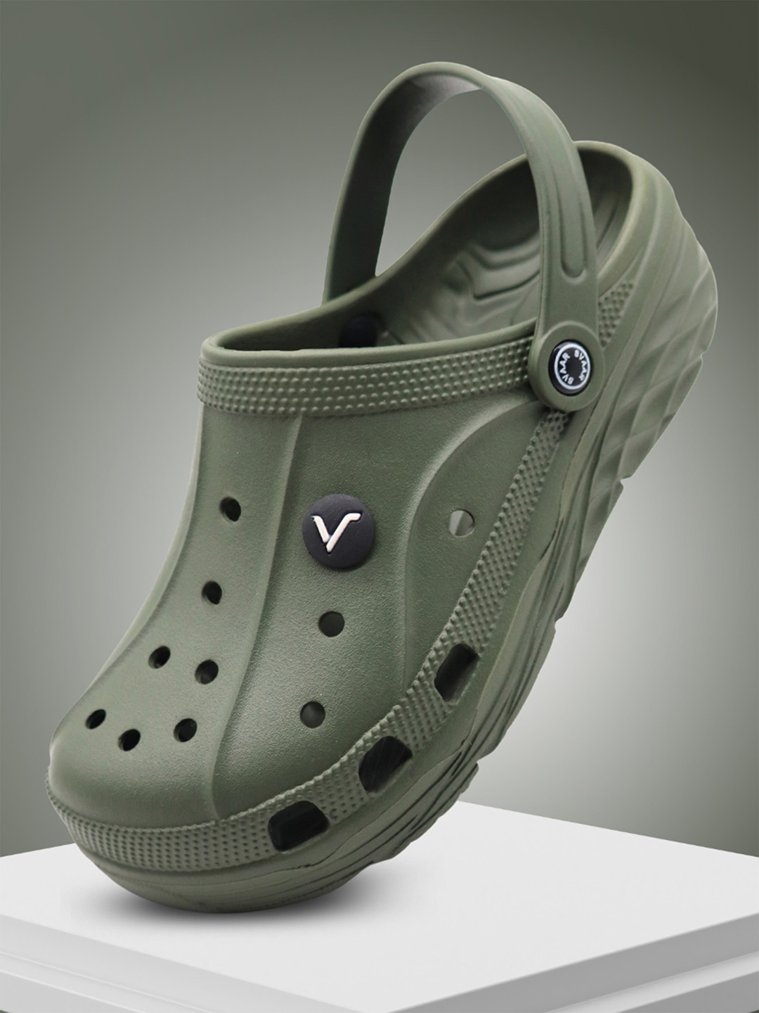 Svaar Men Lightweight Clogs