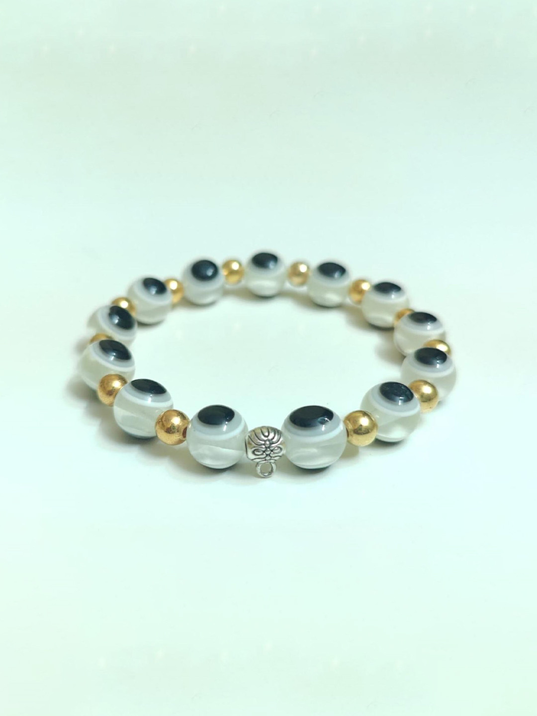 Pinapes Charm Eye Elasticated Slip-On Bracelet