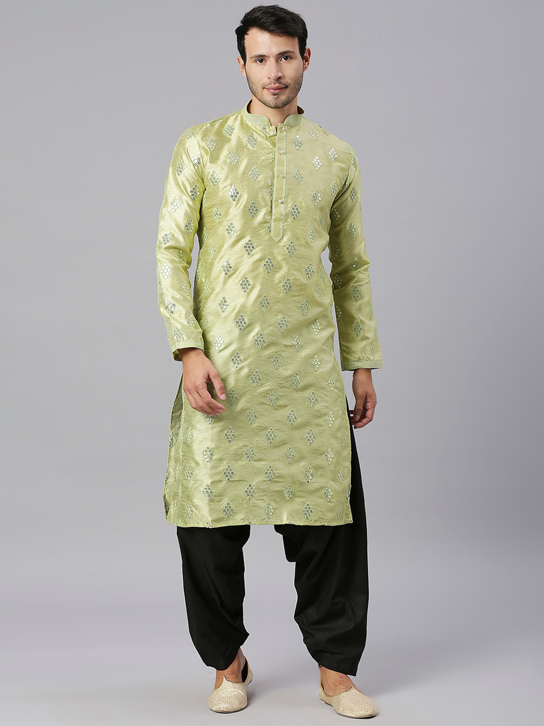RAJUBHAI HARGOVINDAS Embellished Mandarin Collar Sequinned Silk Cotton Kurta