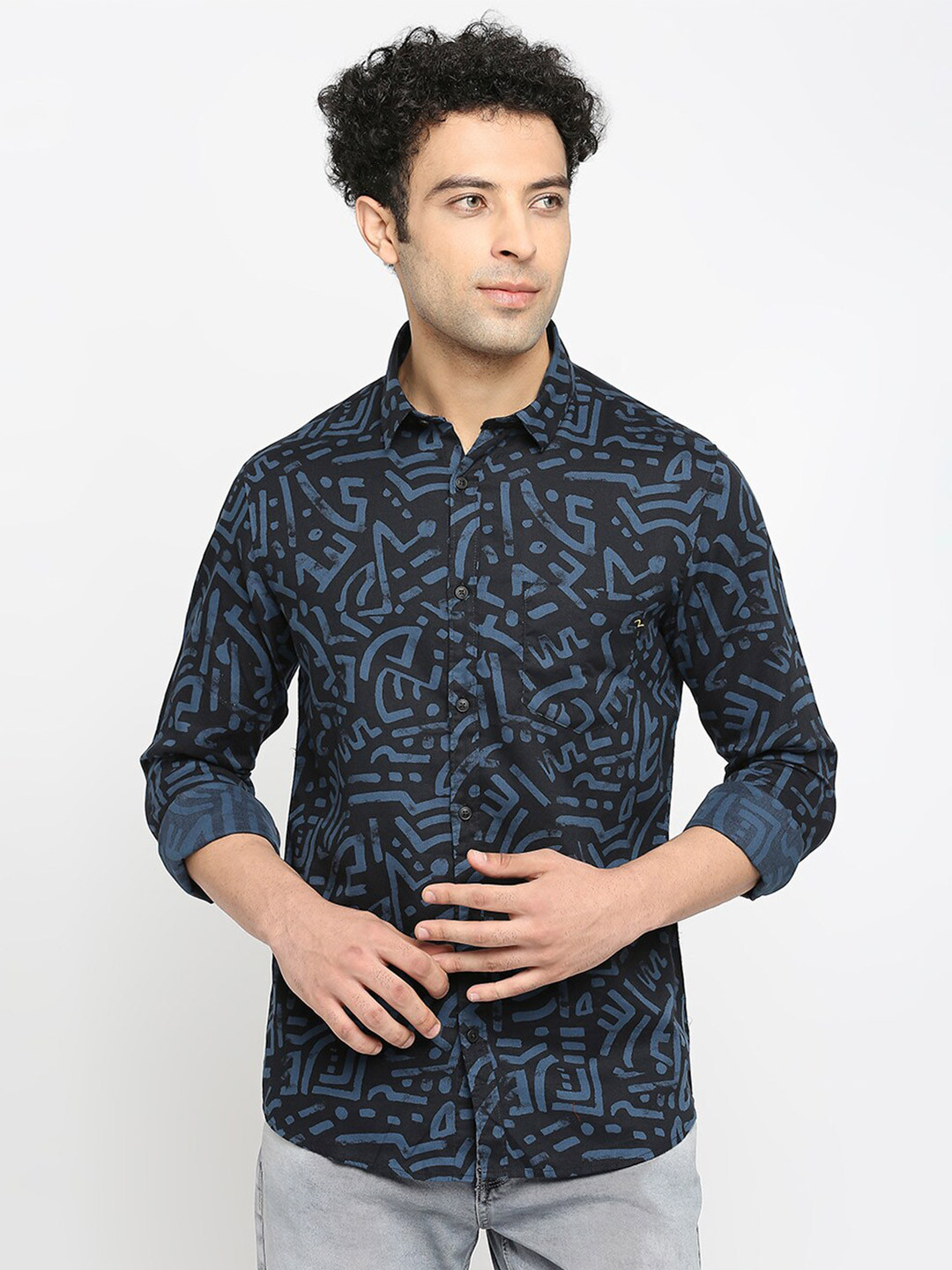 SPYKAR Slim Fit Abstract Printed Cotton Shirt