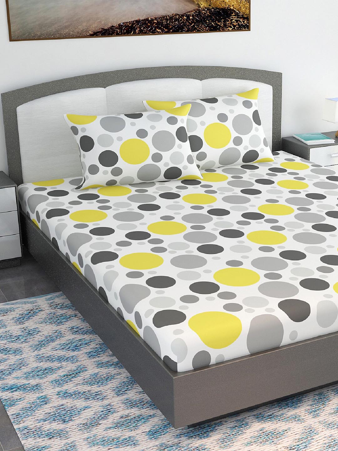 Divine Casa Garden Bliss White Geometric Pure Cotton Pill Free 120 TC Fitted King Bedsheet with 2 Pillow Covers-106 x 106 inches