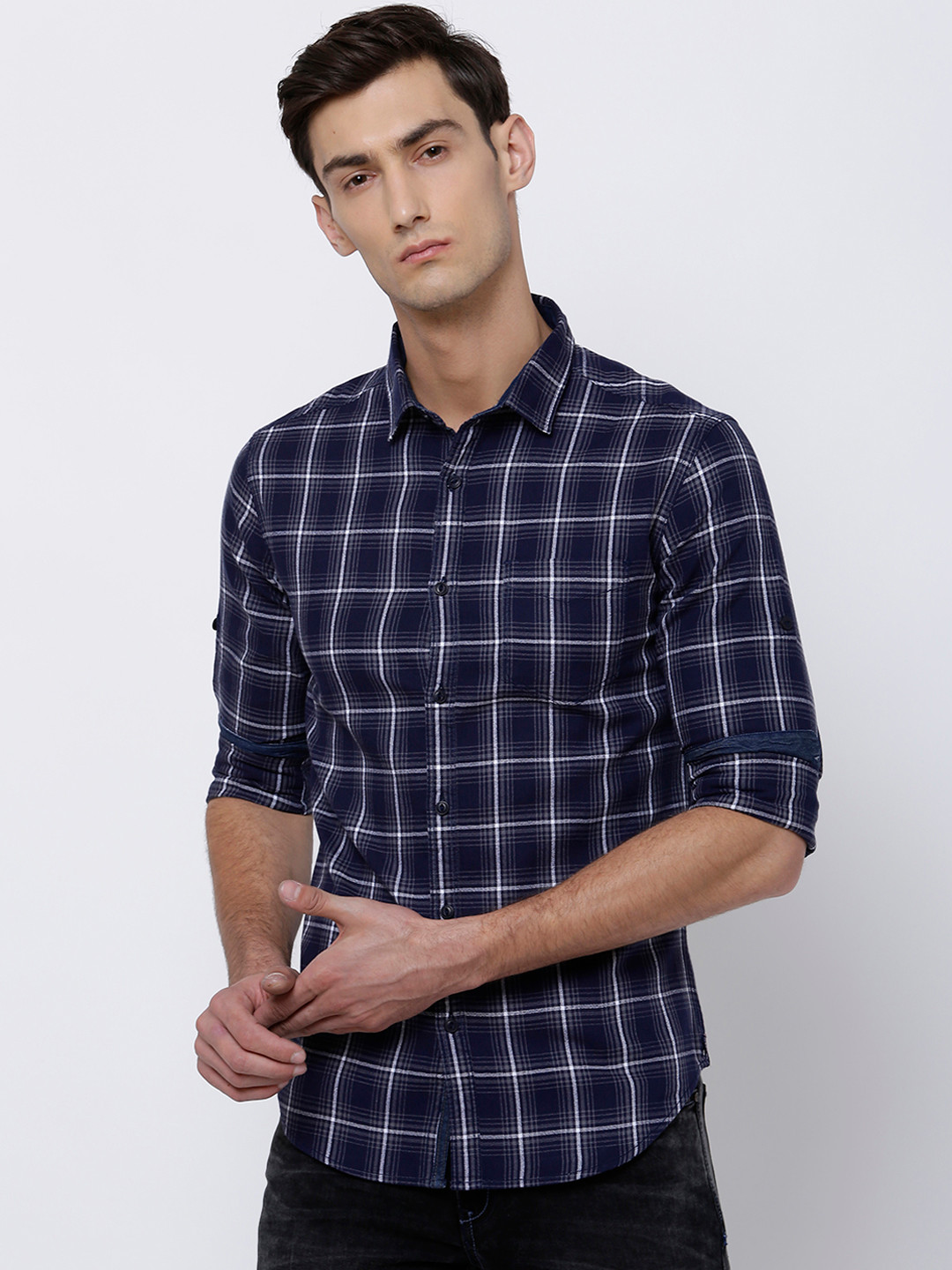 LOCOMOTIVE Men Navy Blue Slim Fit Checked Casual Shirt