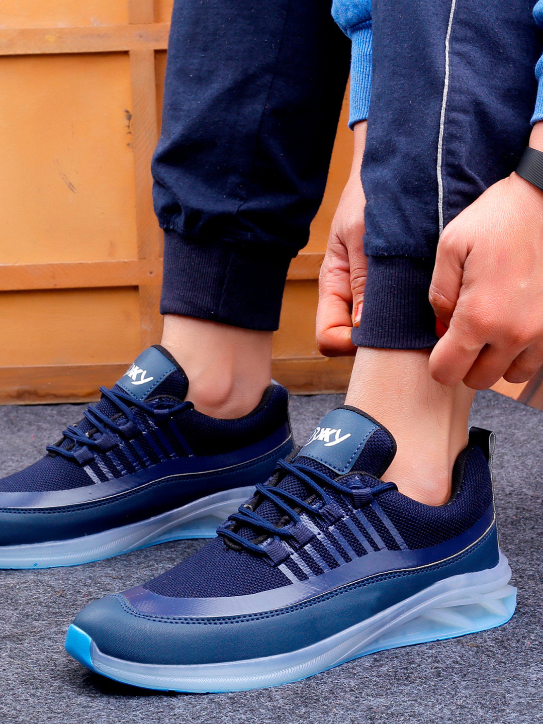 Bxxy Men Air Max Lightweight Mesh Non-Marking Running Shoes