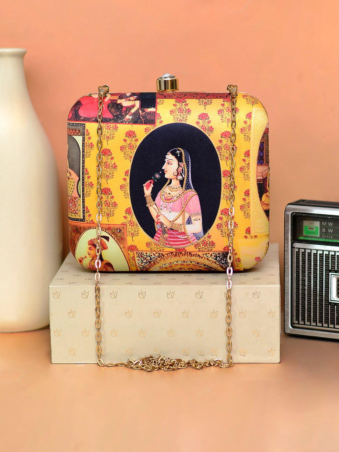 ARTKLIM Women Mughal Printed Box Clutch