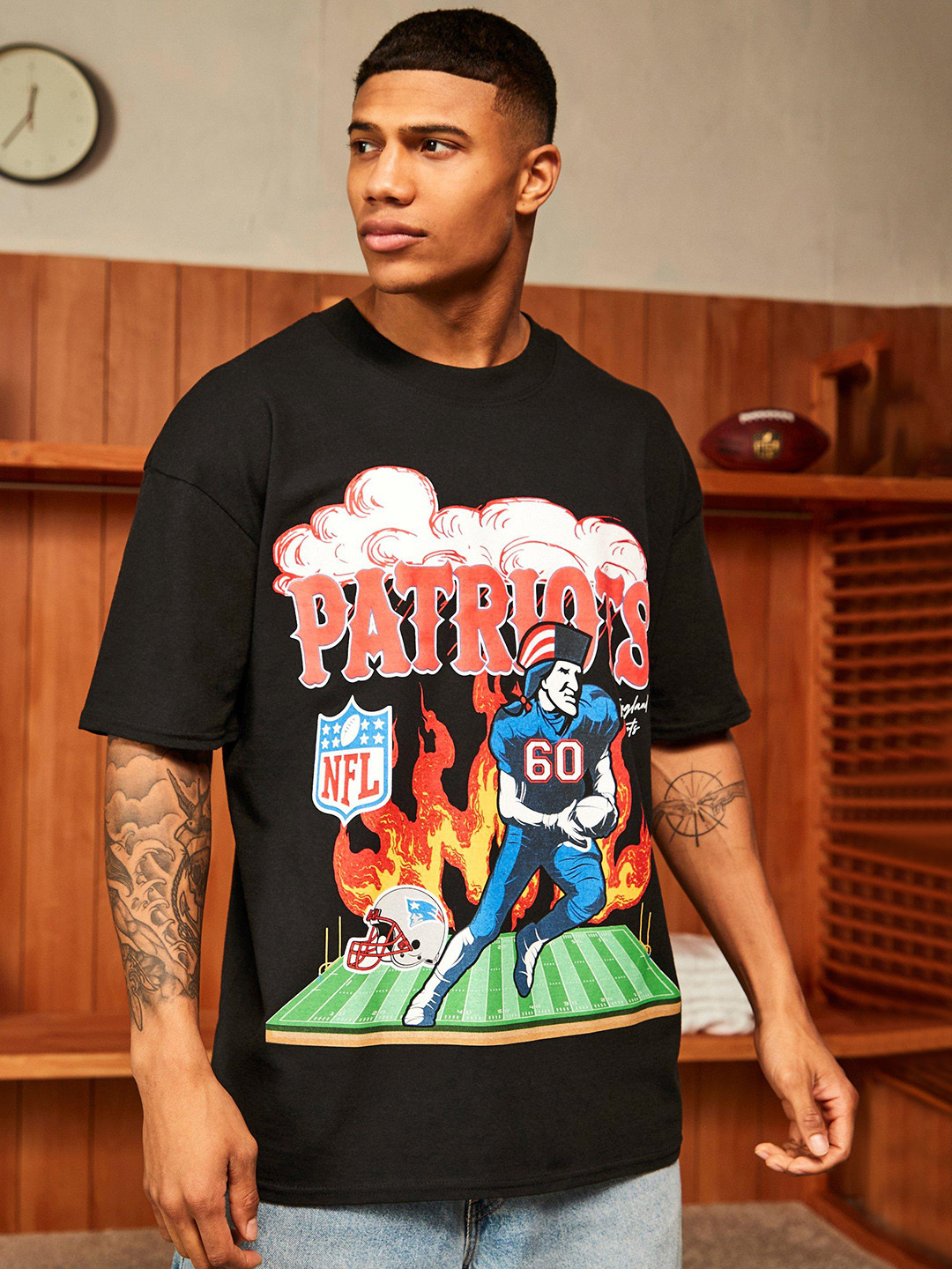 boohooMAN Oversized NFL Patriots Print Drop-Shoulder Sleeves Pure Cotton T-shirt