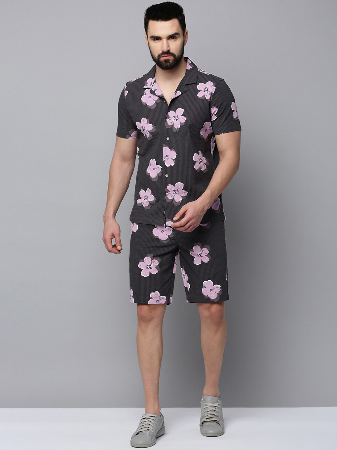 SHOWOFF Floral Printed Shirt With Shorts