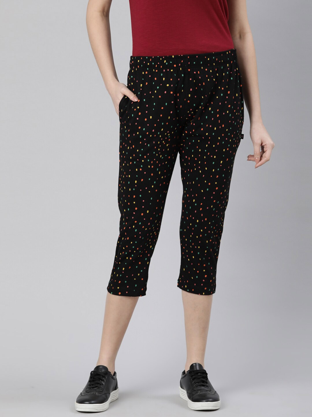 Buy online Pack Of 3 Multi Colored Capri Leggings from Capris & Leggings  for Women by Gracit for ₹699 at 77% off