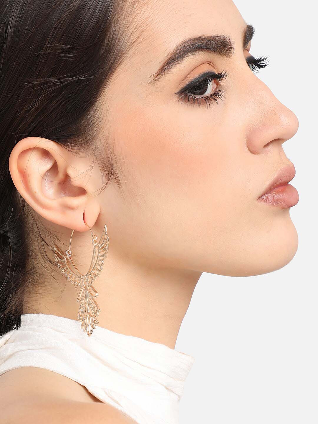 SOHI Gold-Plated Hoop Earrings