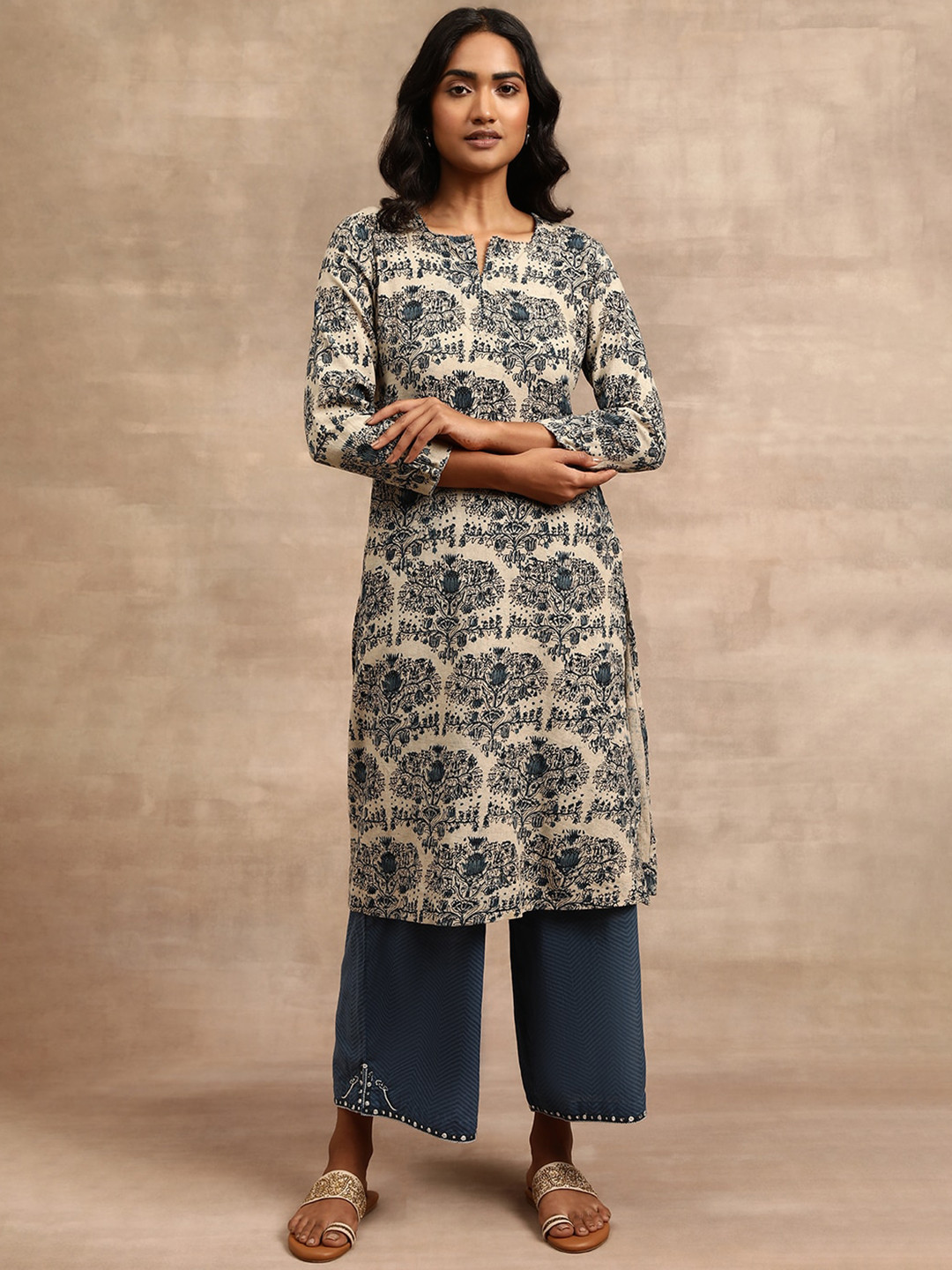 Folk Song Off White & Blue The Folksong Collection Ethnic Motifs Printed Notched Neck Kurta