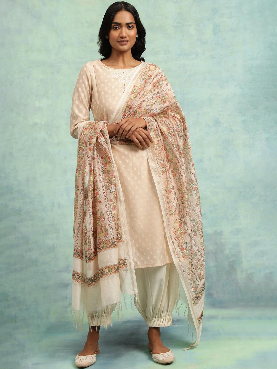 W Cream The Folksong Collection Ethnic Motifs Woven Design Straight Kurta