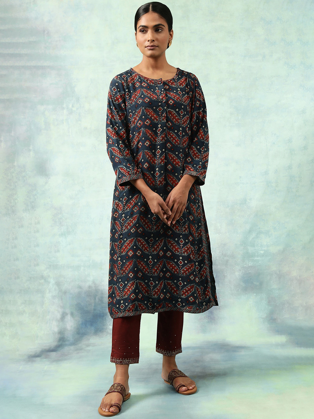 W The Folksong Collection Ethnic Motifs Printed Regular Kurta
