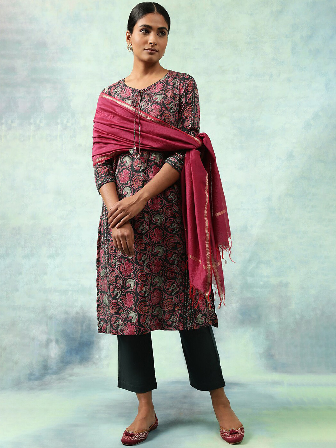 Folk Song  Folksong Collection Floral Printed Tie Up Neck Pure Cotton Kurta