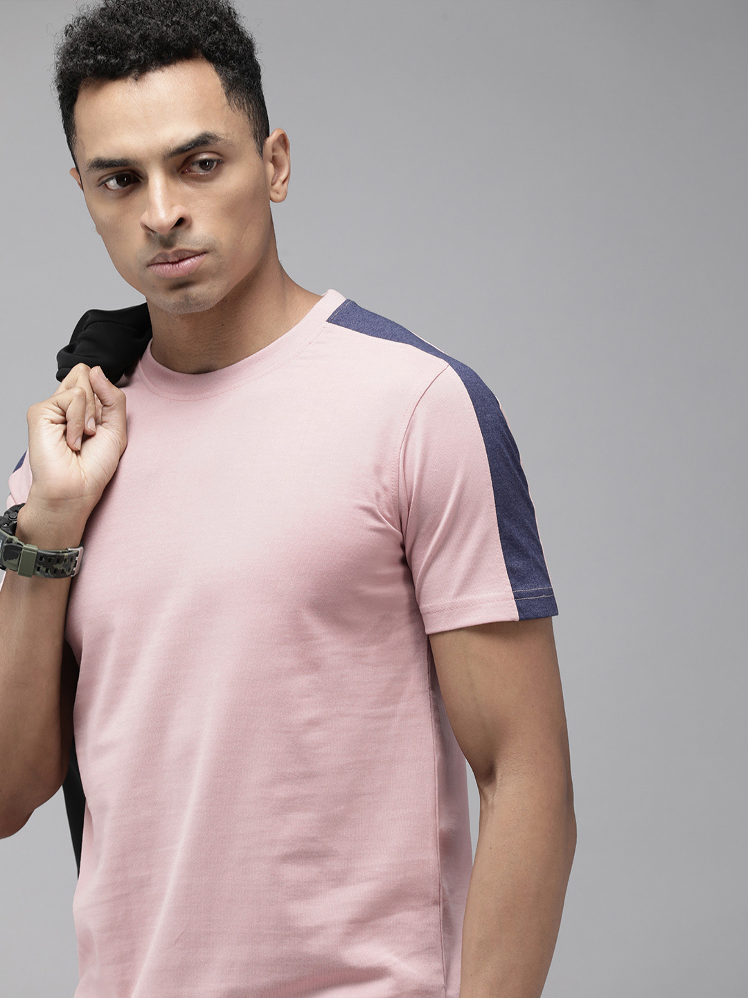 Roadster Colourblocked T-shirt