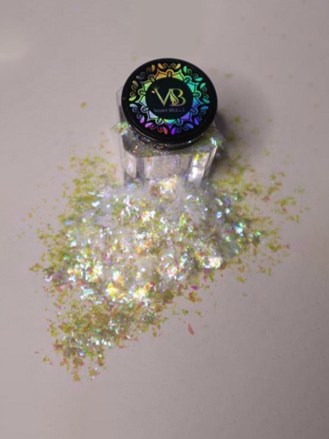 Veoni BELLE Long Wearing Multichrome Duochrome Eyeshadow Flakes 5 g - Sunlight Flakes