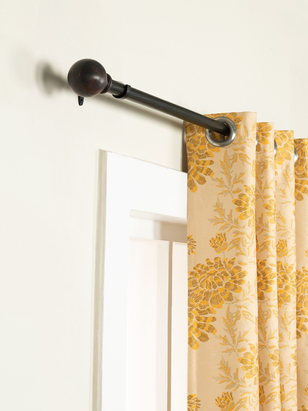 Deco Window Black Printed Extendable Curtain Rods With Brackets