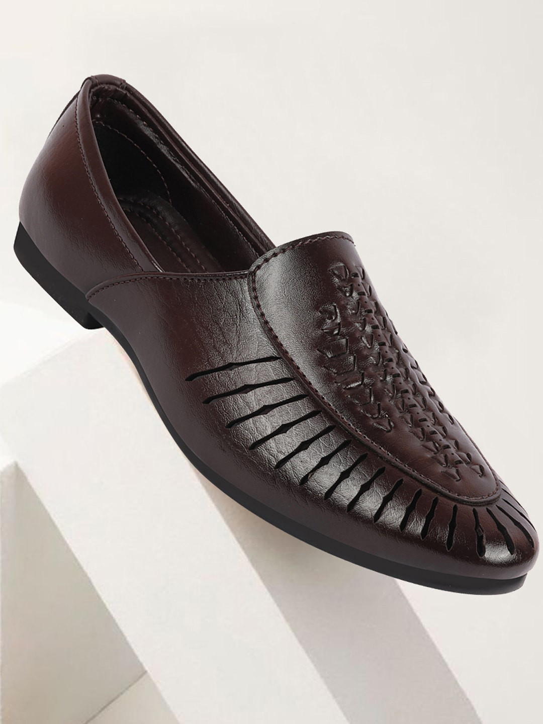 FAUSTO Men Laser Cut Lightweight Mojaris