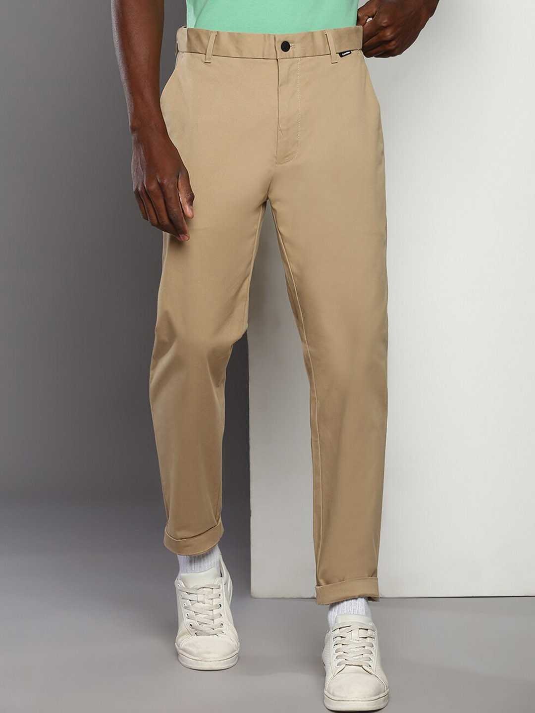 Calvin Klein Jeans Men Loose Fit Mid-Rise Trousers