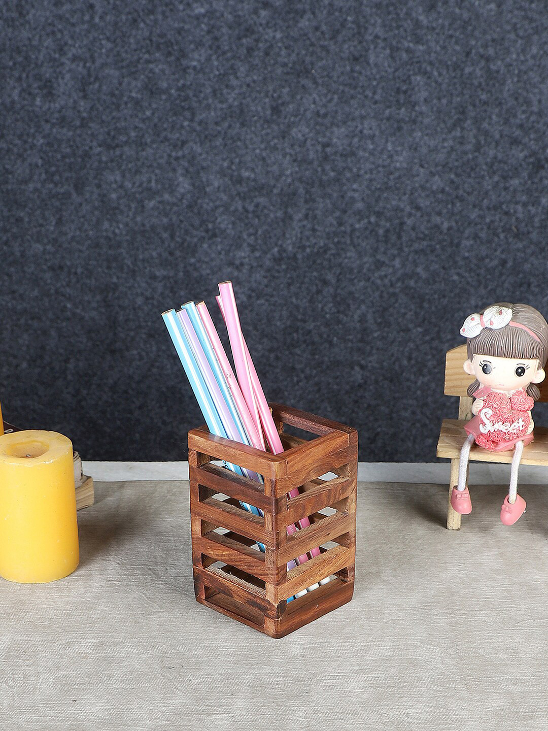 EXIM DECOR Brown Sheesham Wood Stacked Square Pen Stand Showpiece