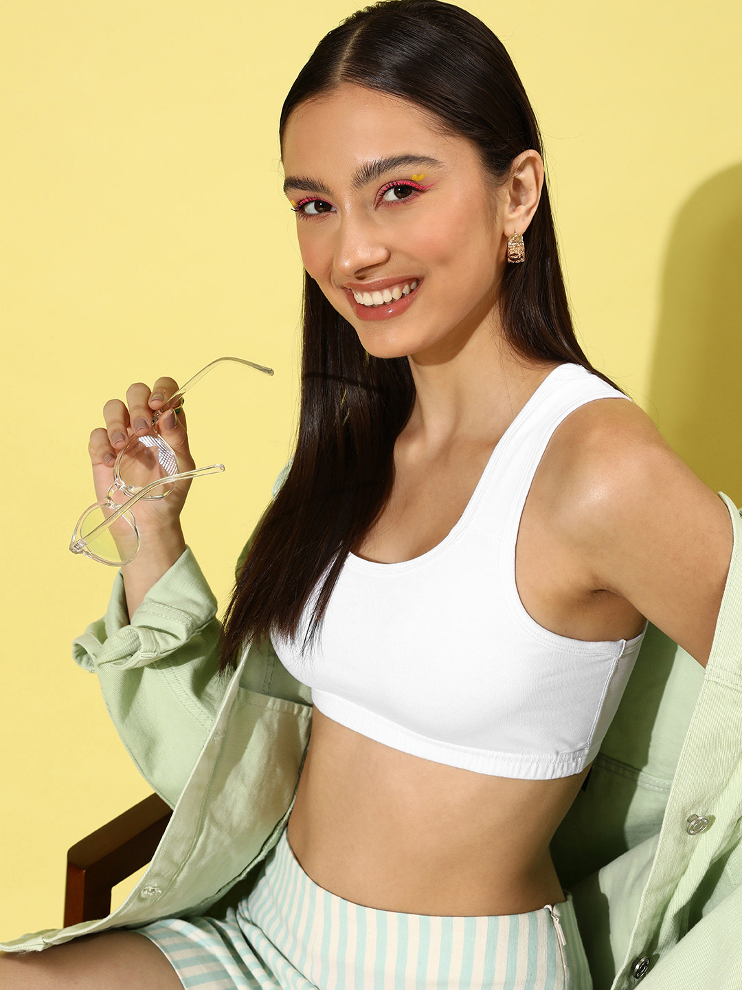 DressBerry Solid Workout Bra - Full Coverage