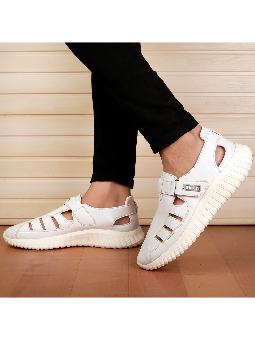 Bxxy Men Textured Shoe-Style Sandals