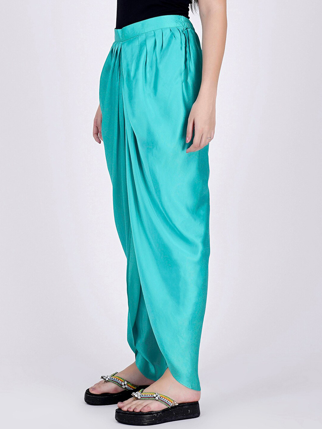 First Resort by Ramola Bachchan Women Classic Fit Pleated Tulip Trousers