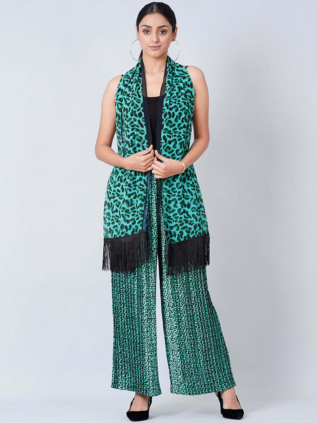 First Resort by Ramola Bachchan Top & Printed Pleated Palazzo With Stole Co-Ords