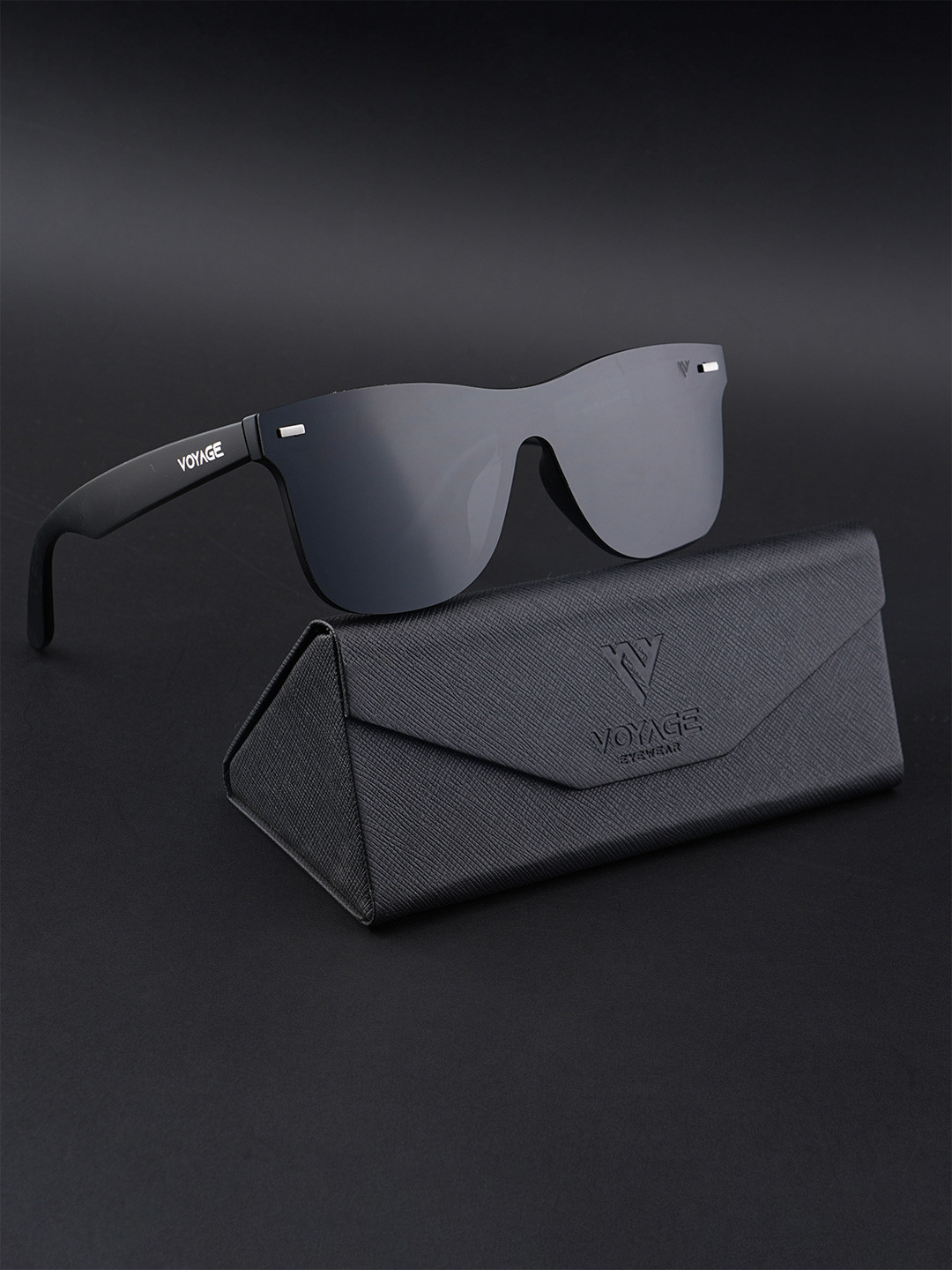 Voyage Rimless Shield Sunglasses with Polarised and UV Protected Lens 1016MG3977Z