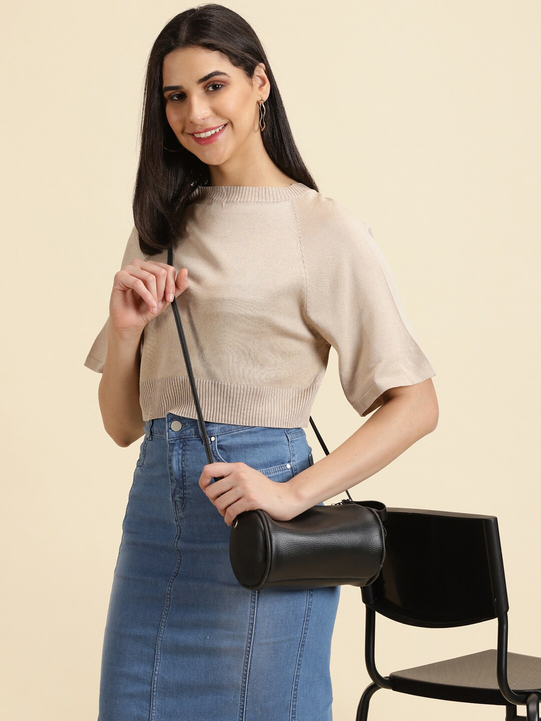 SHOWOFF Self Design Acrylic Styled Back Crop Top