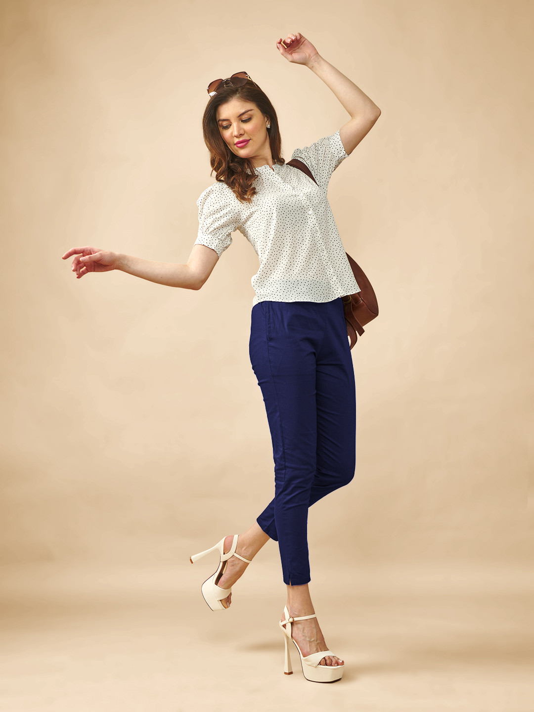 LYRA Women Smart Slim Fit Plain Formal Trousers