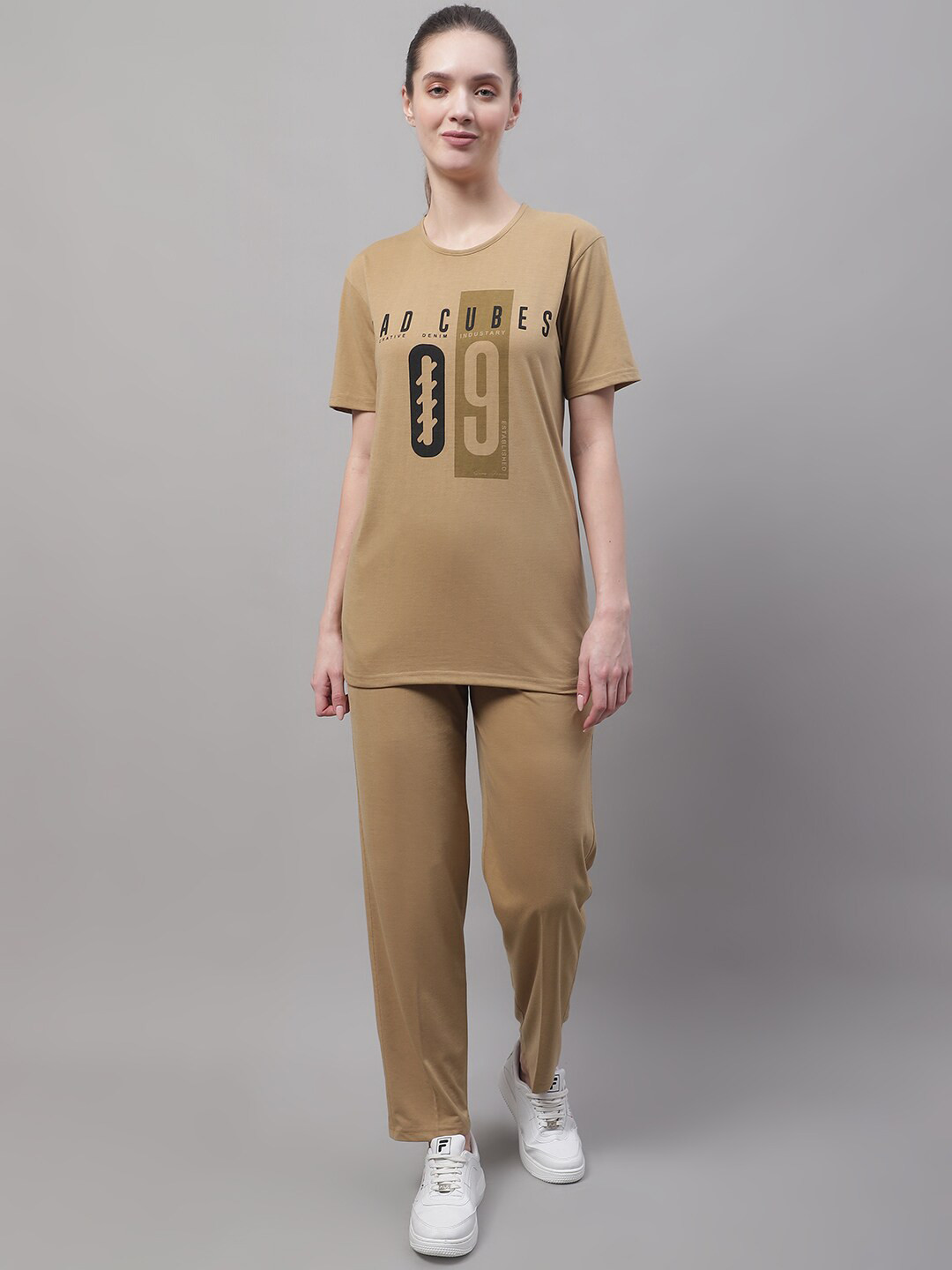 MACK JONNEY Printed Round Neck Short Sleeves Sports T-shirt With Trousers Co-Ords
