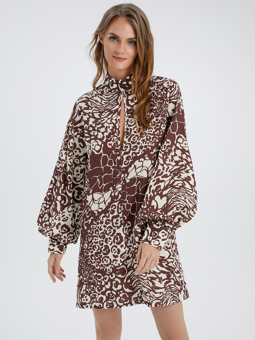 Urban Revivo Print Puff Sleeve Cut-Out A-Line Mini Dress