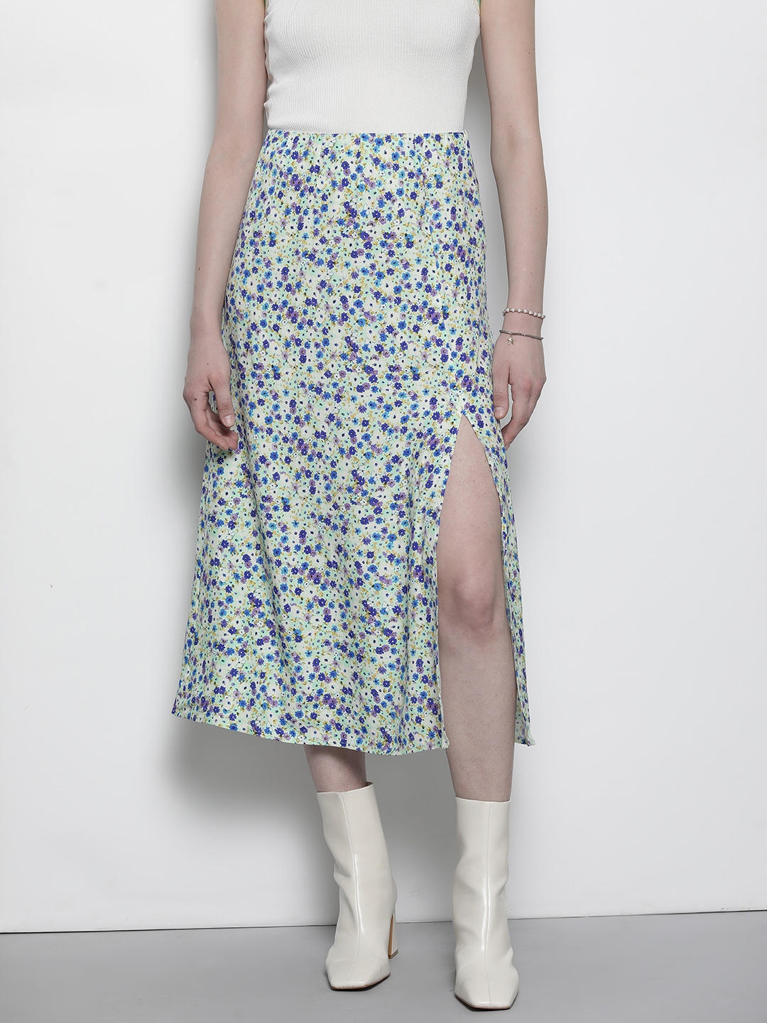 Buy Urban Revivo Floral Print High Slit Midi A Line Skirt - Skirts