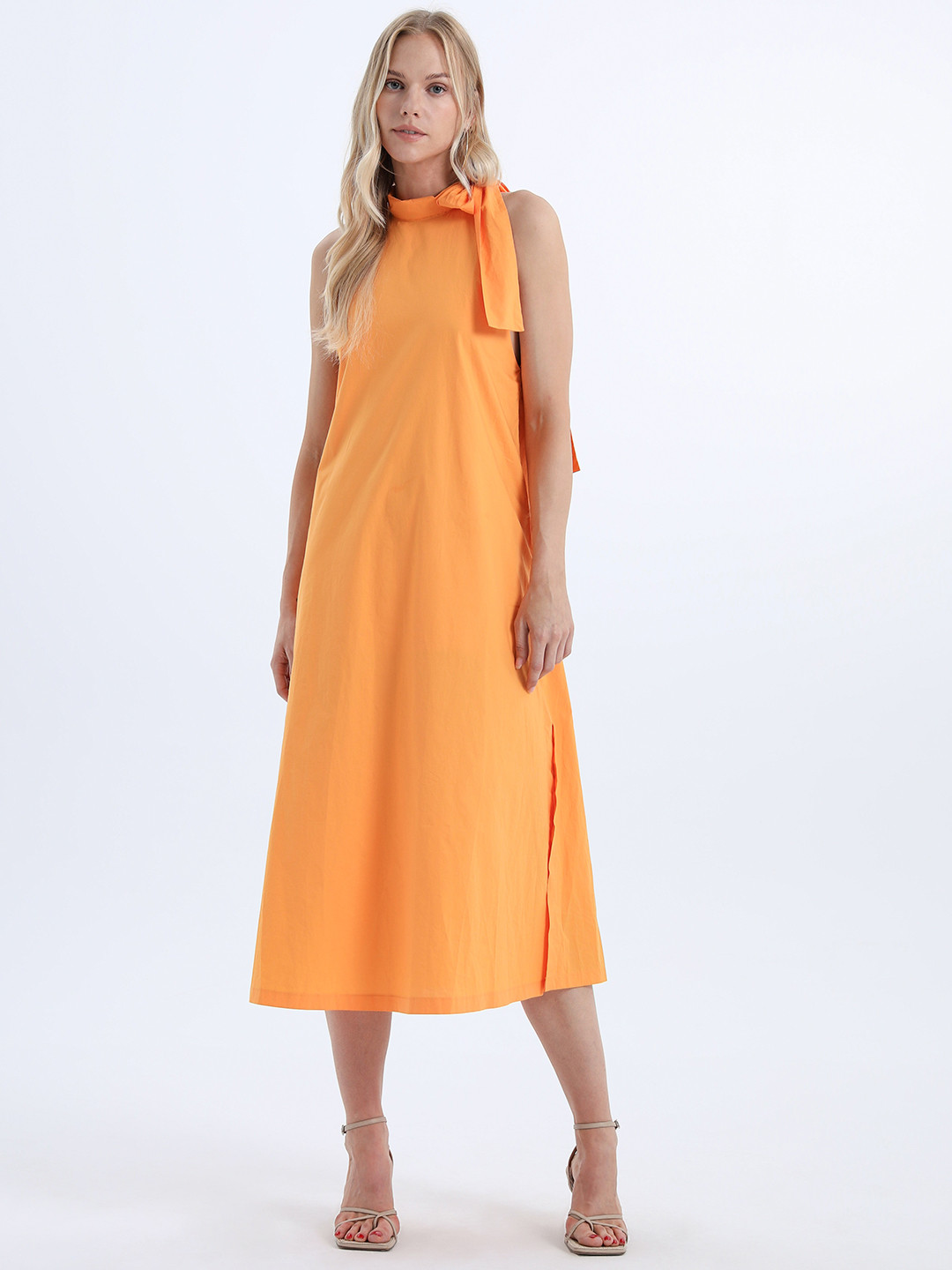 Urban Revivo Tie-Up Neck A-Line Midi Dress