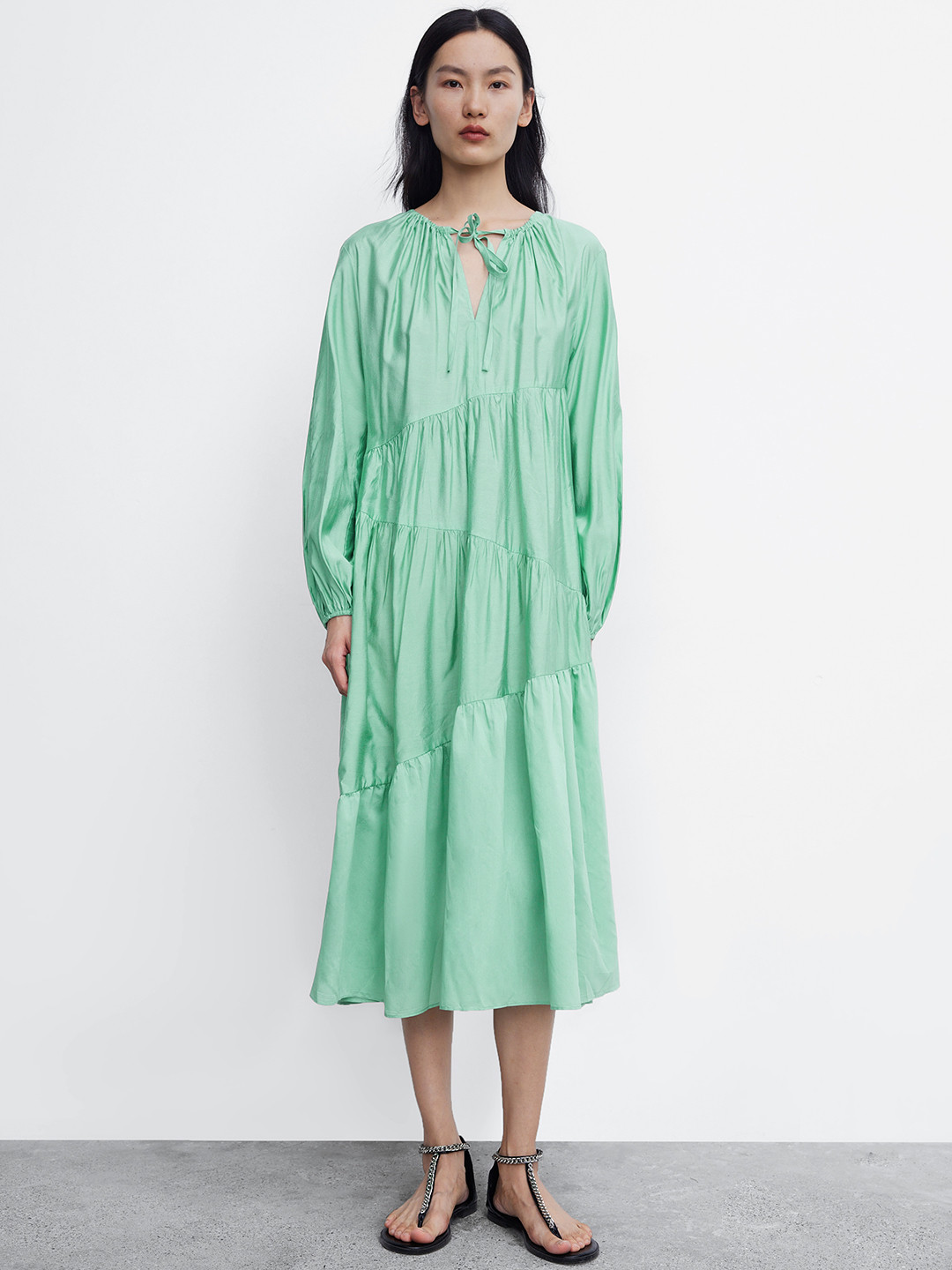 Urban Revivo Tie-Up Neck Puff Sleeve A-Line Midi Dress