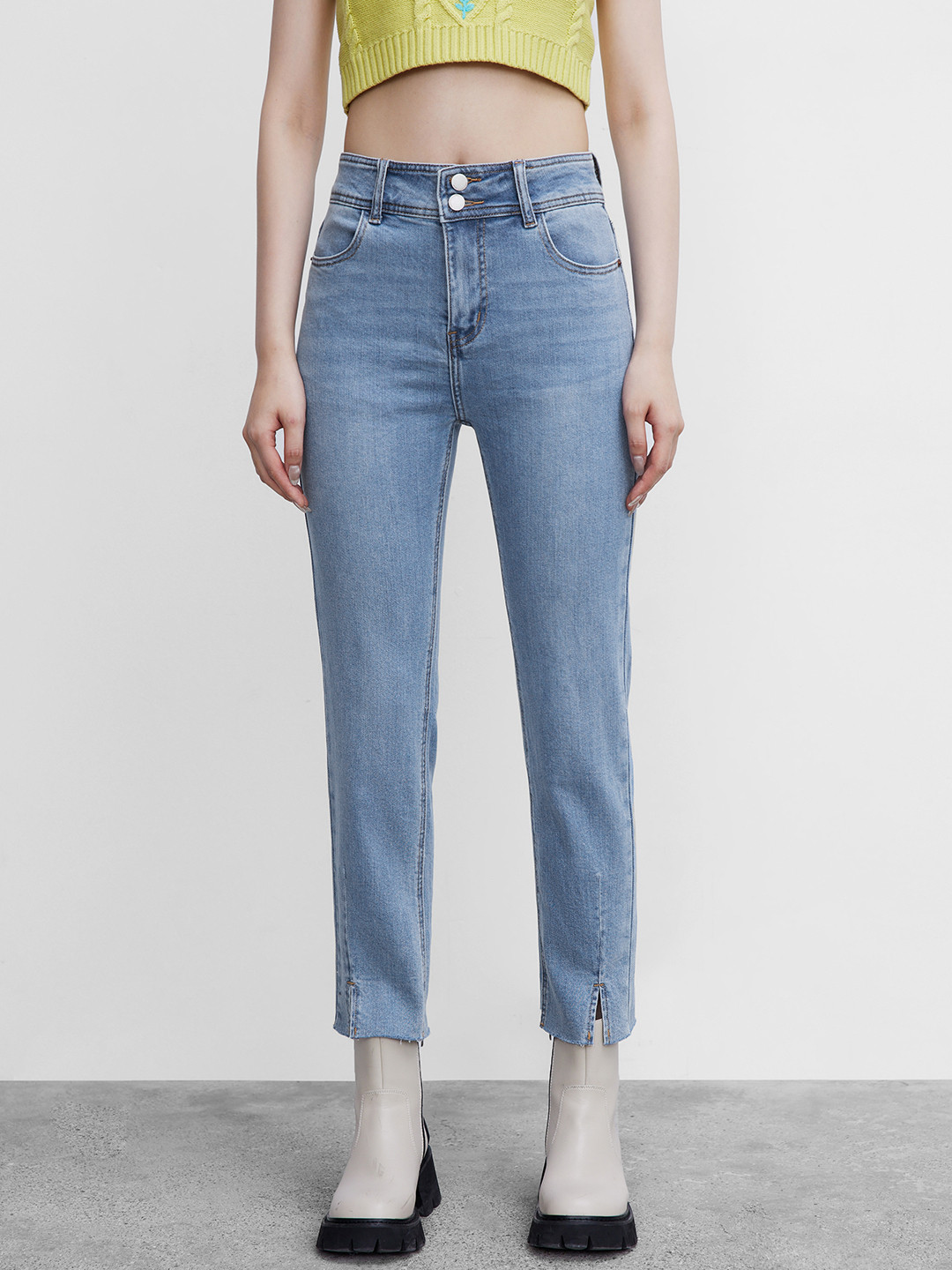 Urban Revivo Women Straight Fit Slit Hem High-Rise Jeans