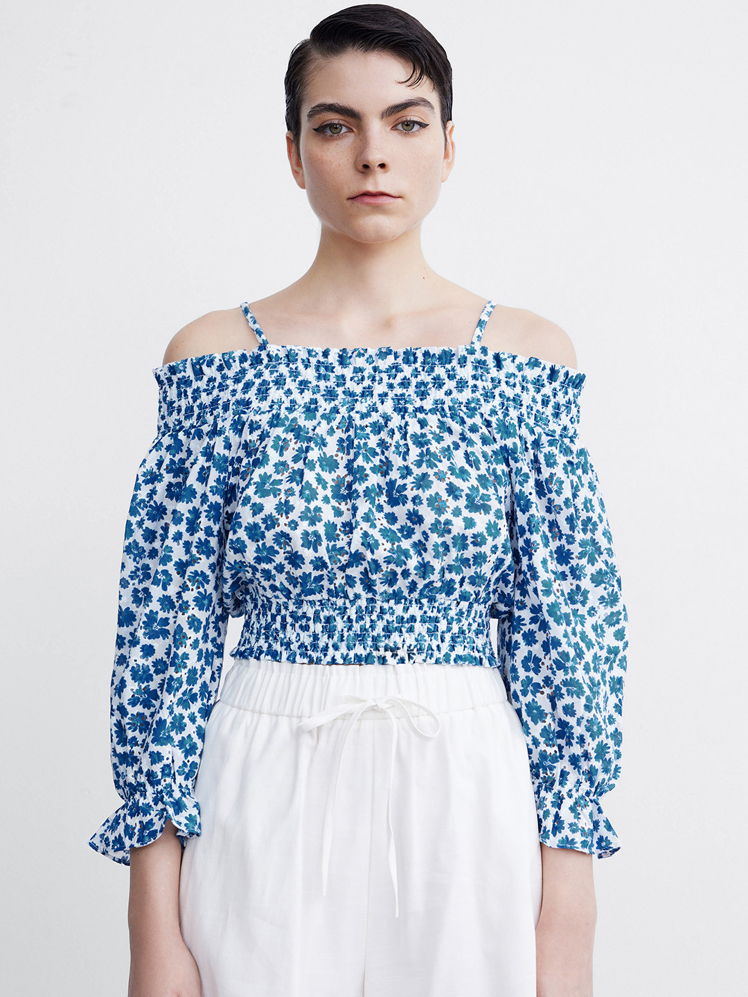Urban Revivo Blue & White Floral Print Cold Shoulder Puff Sleeve Smocked Blouson Top