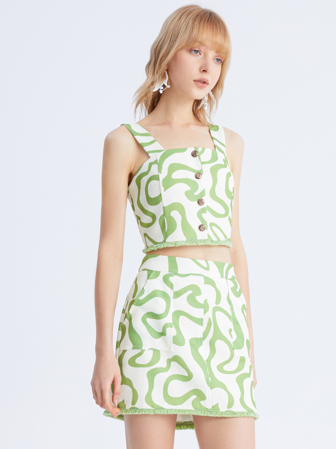 Urban Revivo Abstract Printed Crop Top