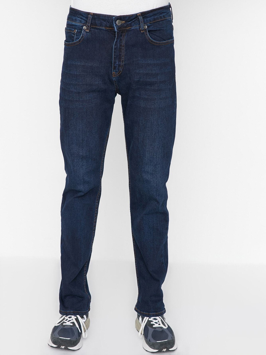 Trendyol Men Mid-Rise Clean Look Light Faded Jeans