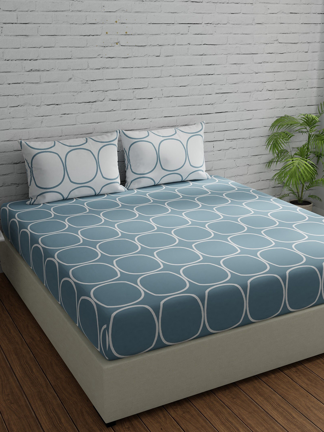 Huesland Date Night Blue Geometric Cotton 144 TC Queen Bedsheet with 2 Pillow Covers-243 x 223 cm